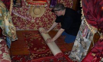 7 идей, что можно постелить на пол вместо ковра