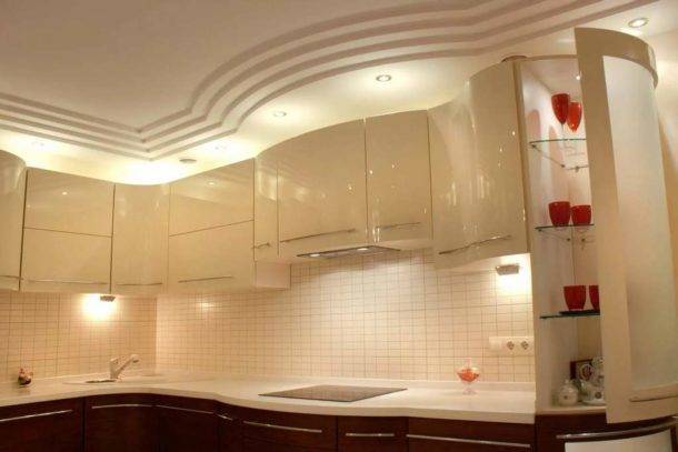 Потолок из гипсокартона на кухне: дизайн, фото