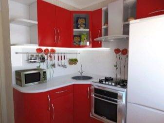Как выбрать кухонный гарнитур для маленькой кухни?