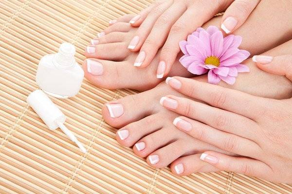Как правильно ухаживать за глянцевым кухонным гарнитуром?